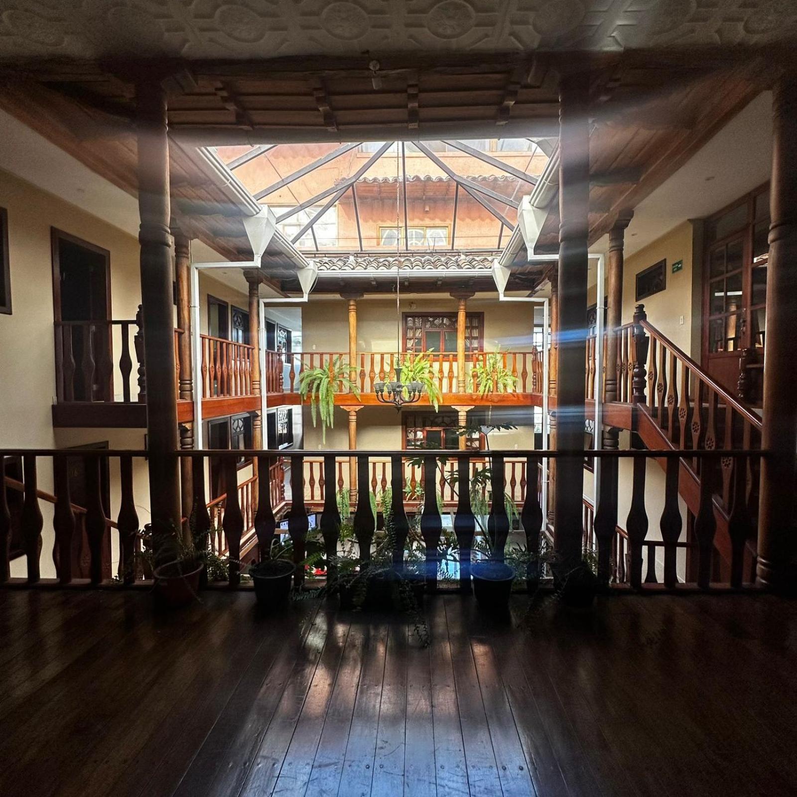 Hotel Coronel Cuenca Extérieur photo