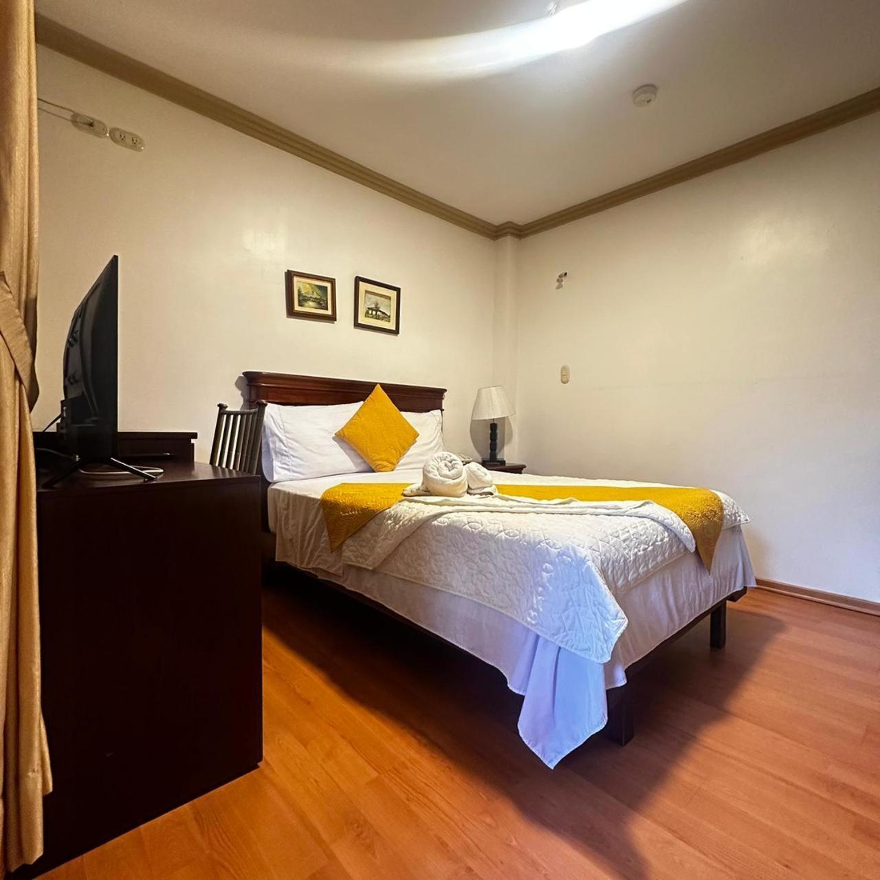 Hotel Coronel Cuenca Extérieur photo